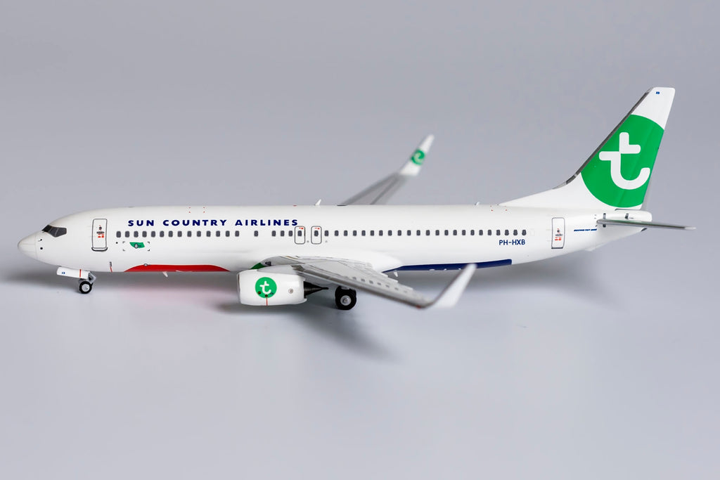 1:400 NG Models Transavia Airlines Boeing 737-800 