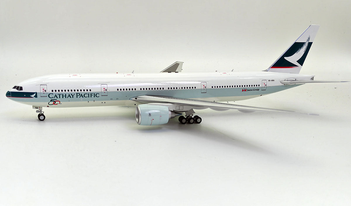 White Box Models WB-777-2-001 1:200 Cathay Pacific Boeing 777-267 