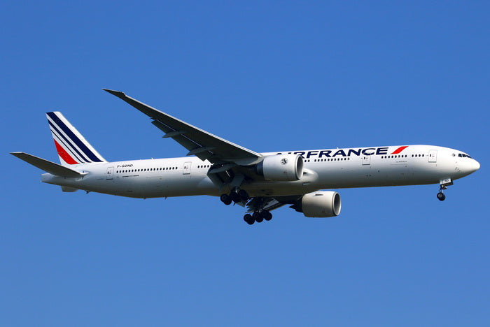 1:400 Phoenix Models Air France Boeing 777-300ER F-GZND PH4400