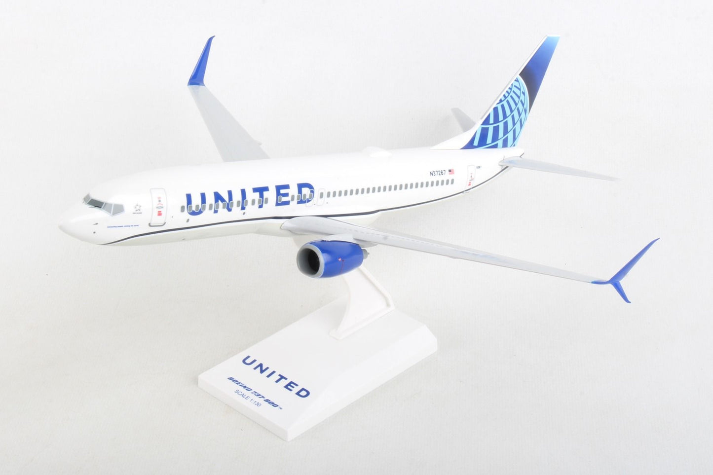 SKYMARKS UNITED 737-800 1/130 2019 LIVERY