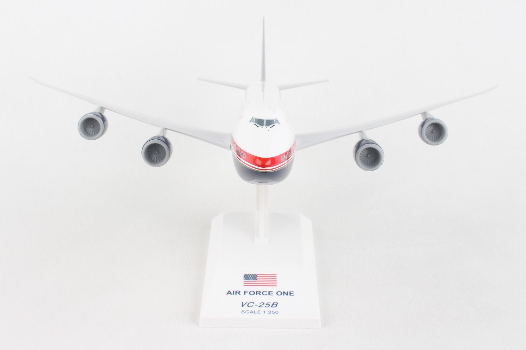 SKYMARKS AIR FORCE ONE 747-8 1/250 (VC25B) #30000 – RM Model Store