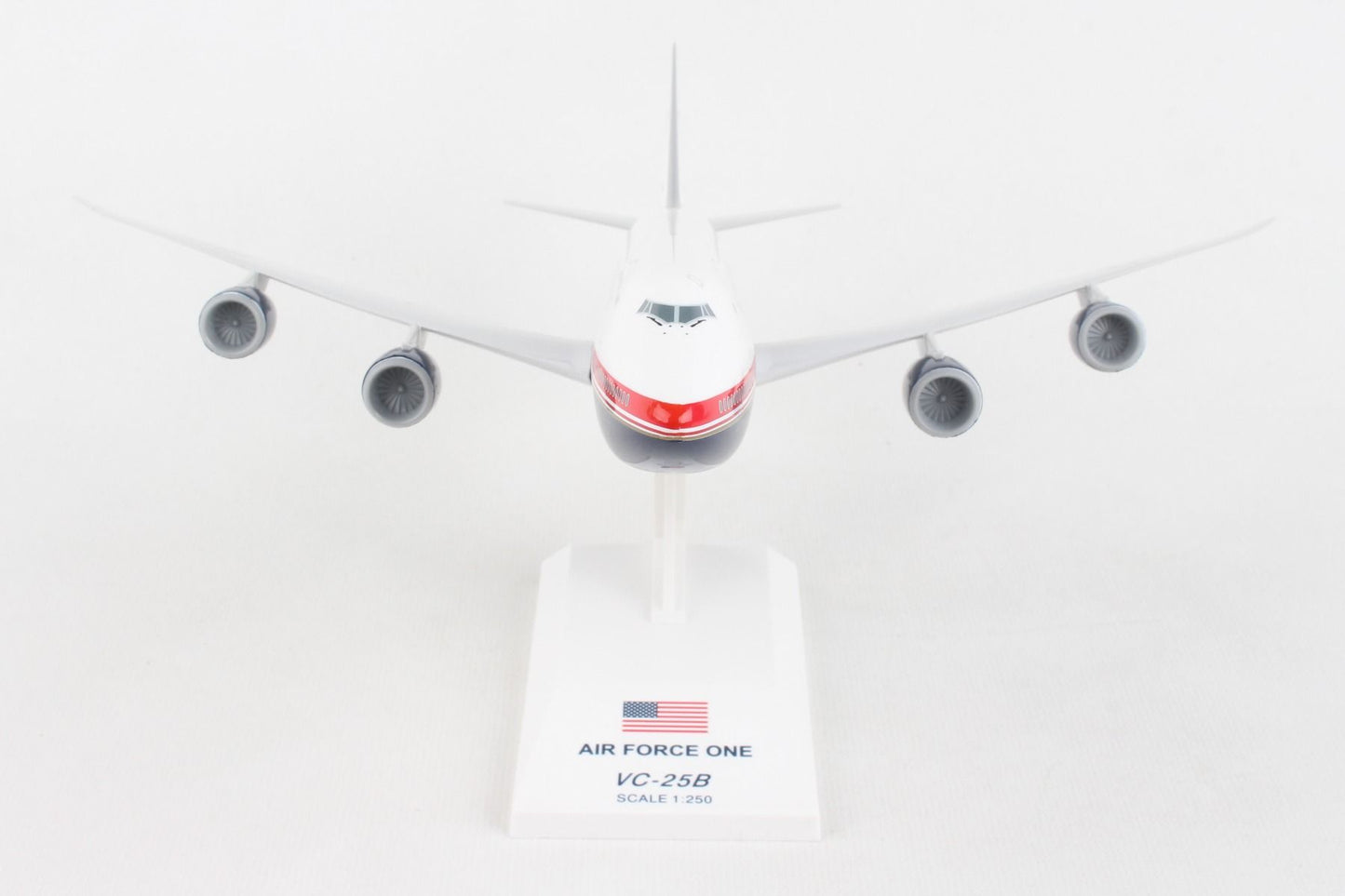 SKYMARKS AIR FORCE ONE 747-8 1/250 (VC25B) #30000