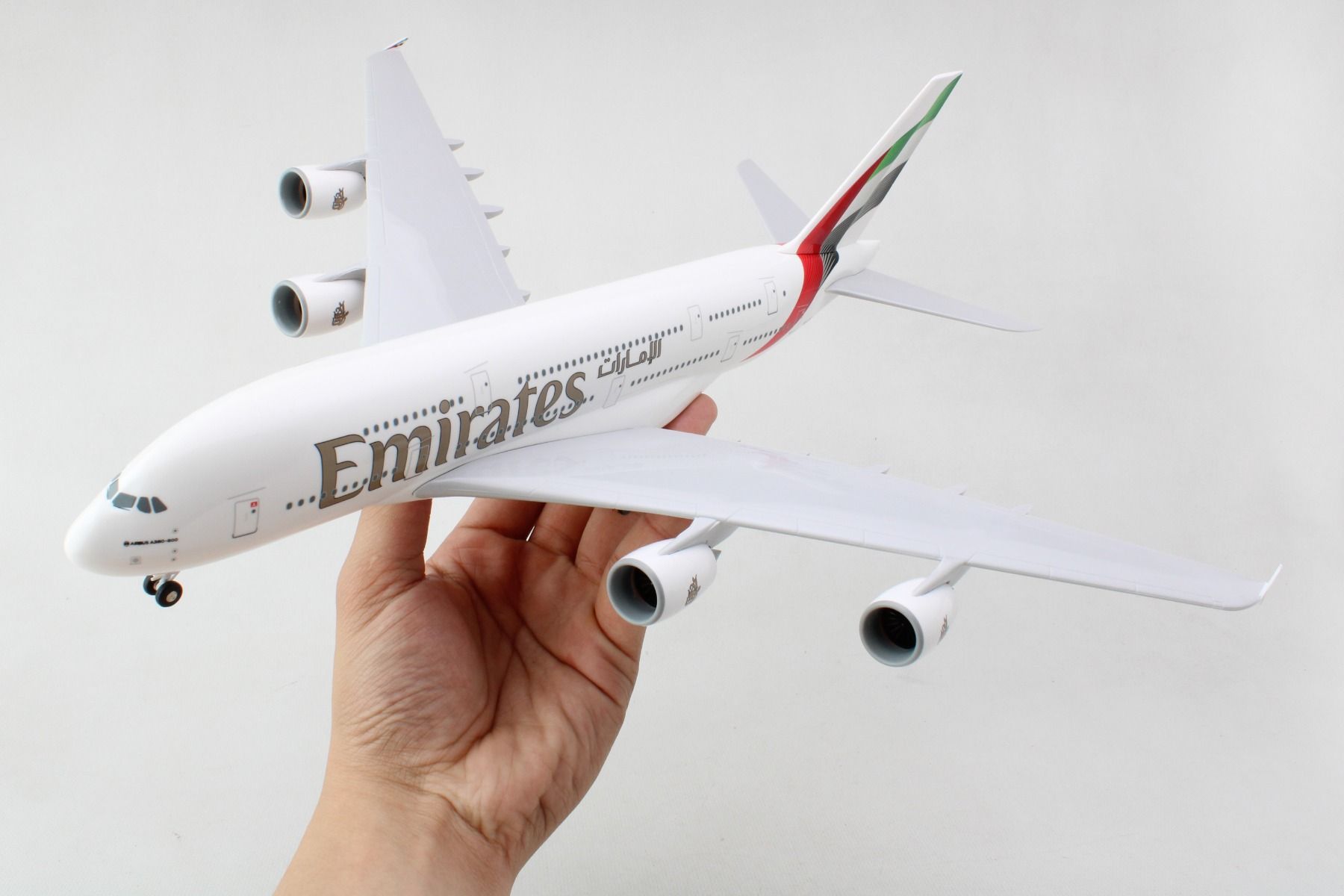 SKYMARKS EMIRATES A380-800 1/200 W/GEAR