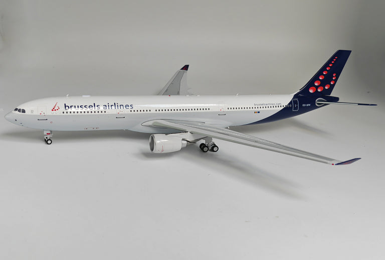 Inflight200 IF333SN0723 Brussels Airlines Airbus A330-301 OO-SFN – RM ...