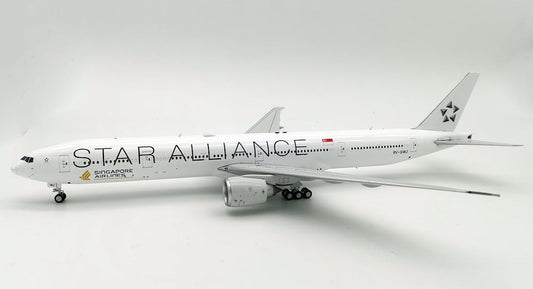 White Box Models WB-777-3-013 Star Alliance Singapore Airlines 777-300ER