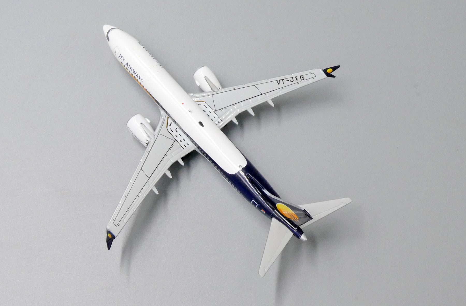 1:400 JC Wings Jet Airways Boeing 737 MAX 8 VT-JXB XX4063