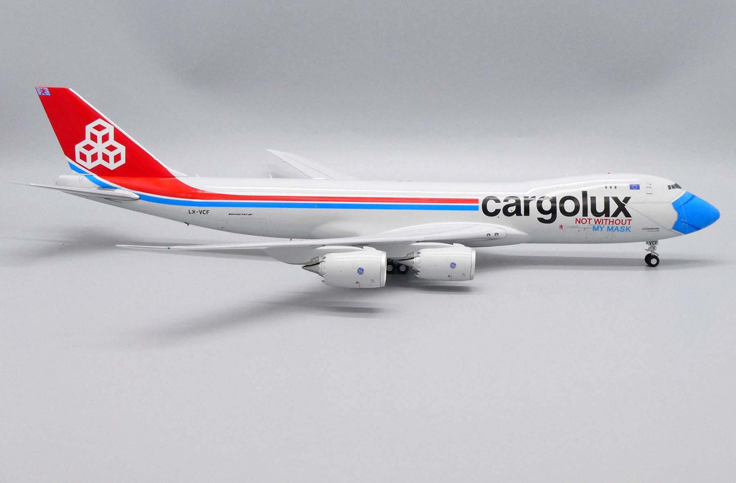 1:200 JC Wings Cargolux Boeing 747-8F "Not Without My Mask" XX20079 LX-VCF