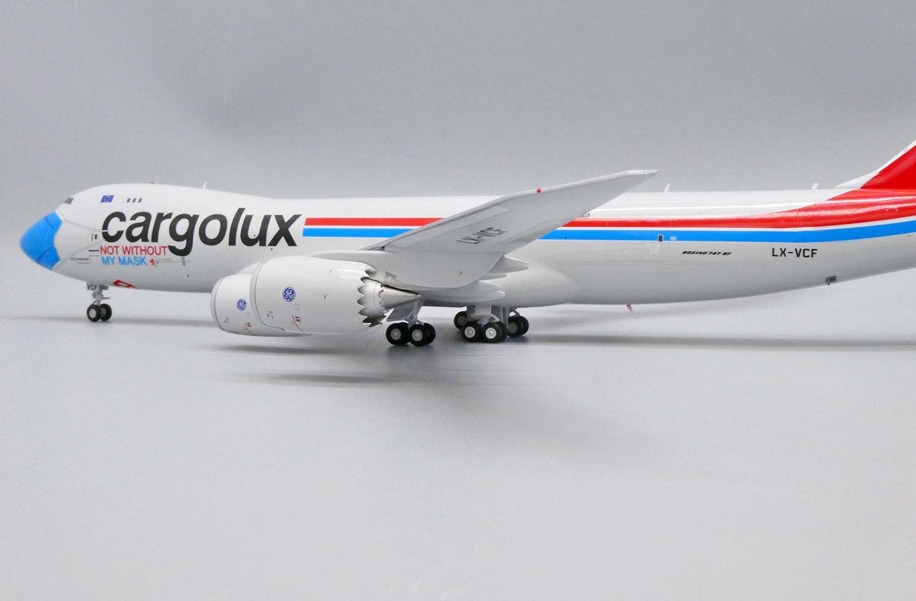 1:200 JC Wings Cargolux Boeing 747-8F 