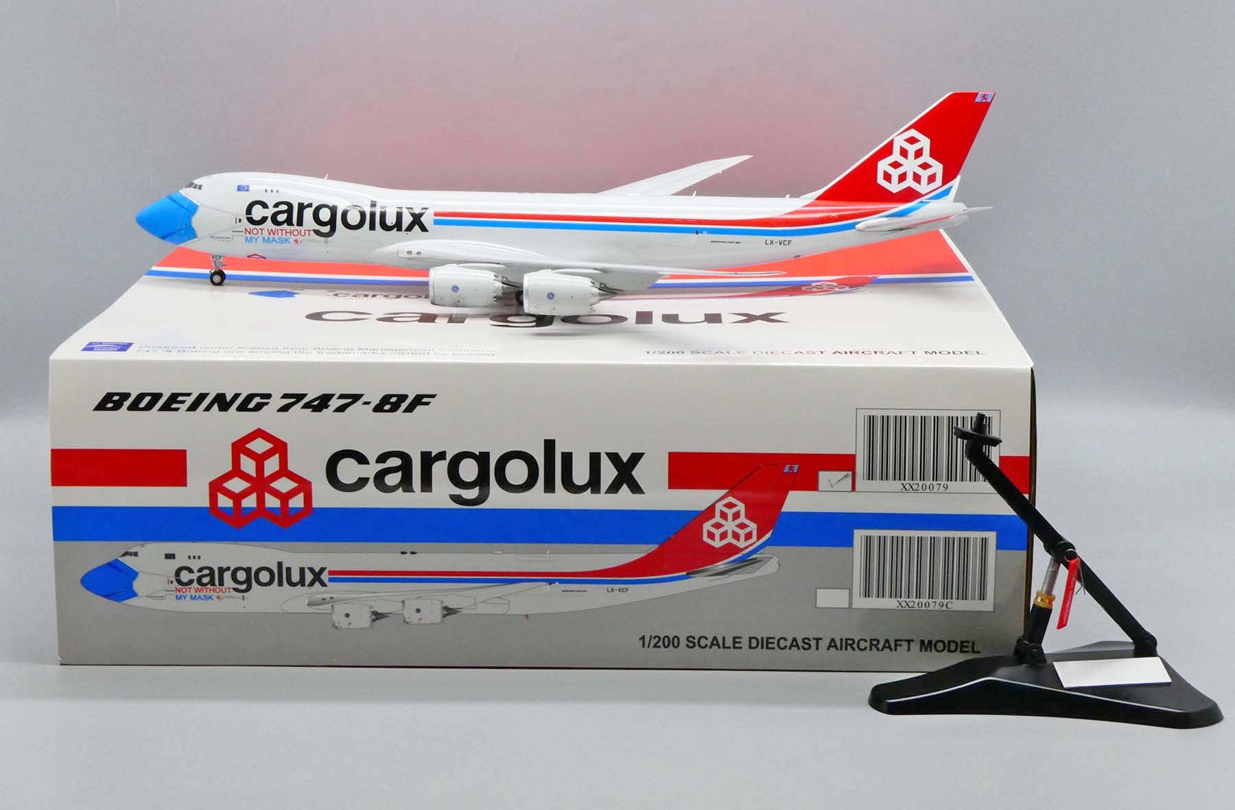 1:200 JC Wings Cargolux Boeing 747-8F 