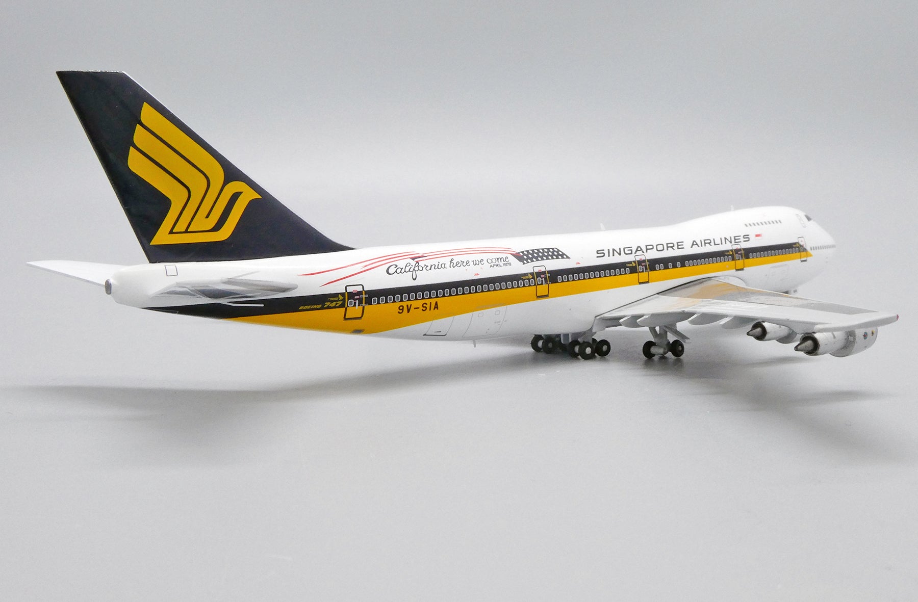 1:400 JC Wings Singapore Airlines 747-200 9V-SIA EW4742001