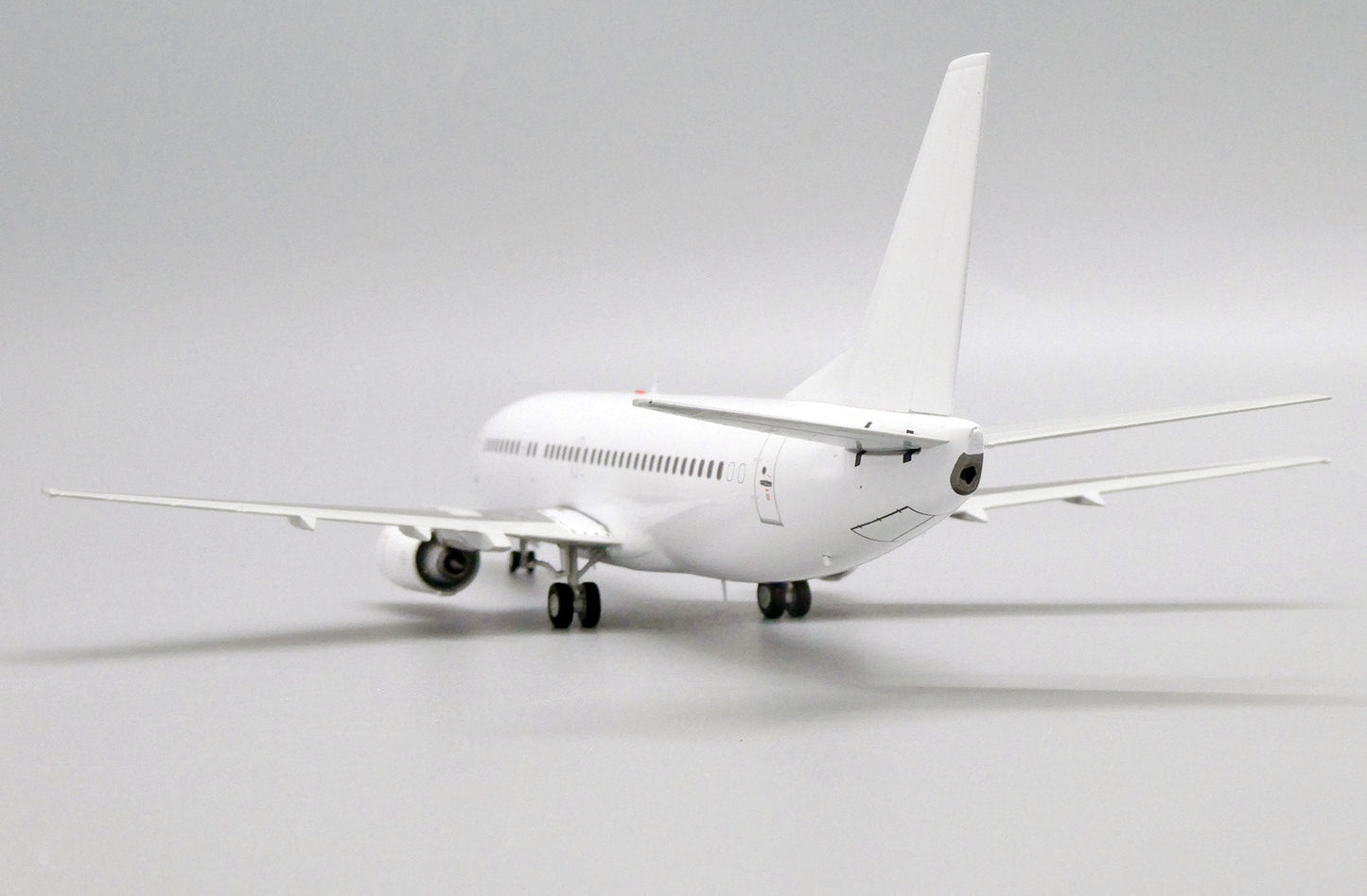 1:200 JC Wings Blank Boeing 737-300 BK1069