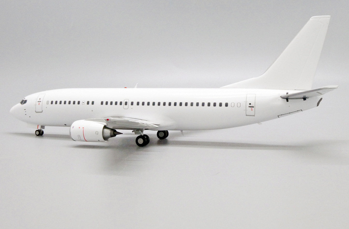 1:200 JC Wings Blank Boeing 737-300 BK1069