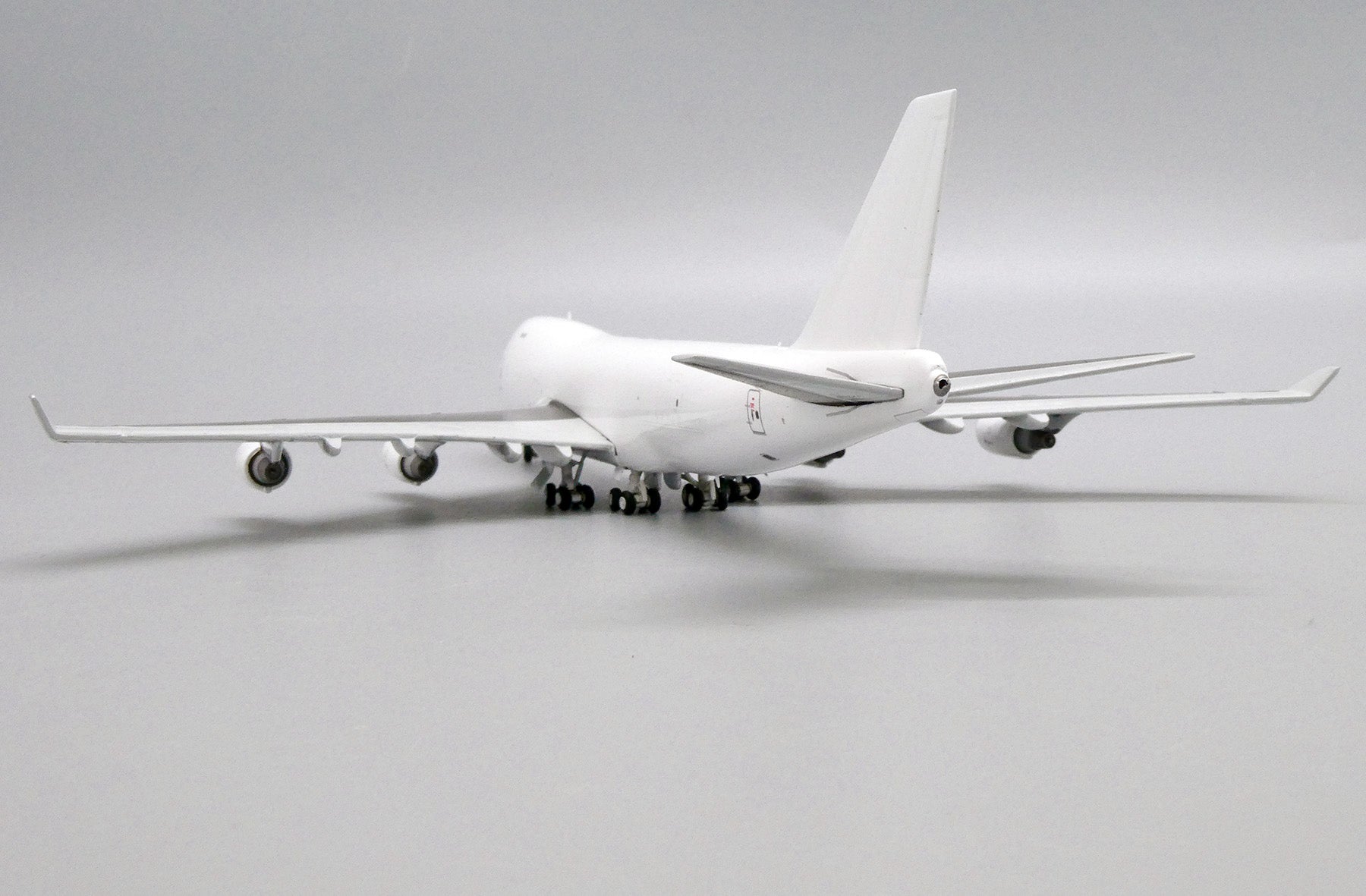 1:400 JC Wings Blank 747-400F (General Electric) BK2006 – RM Model Store