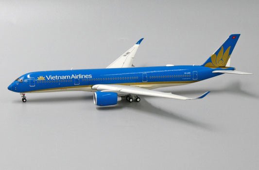 1:400 JC Wings Vietnam Airlines Airbus A350-900 "Flaps Down" VN-A891 LH4053A