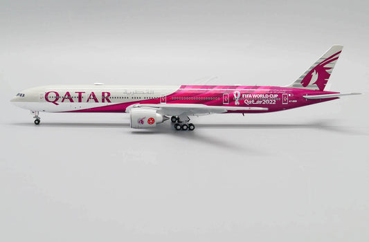 1:400 JC Wings Qatar Airways Boeing 777-300ER "2022 World Cup Livery" A7-BEB XX4489