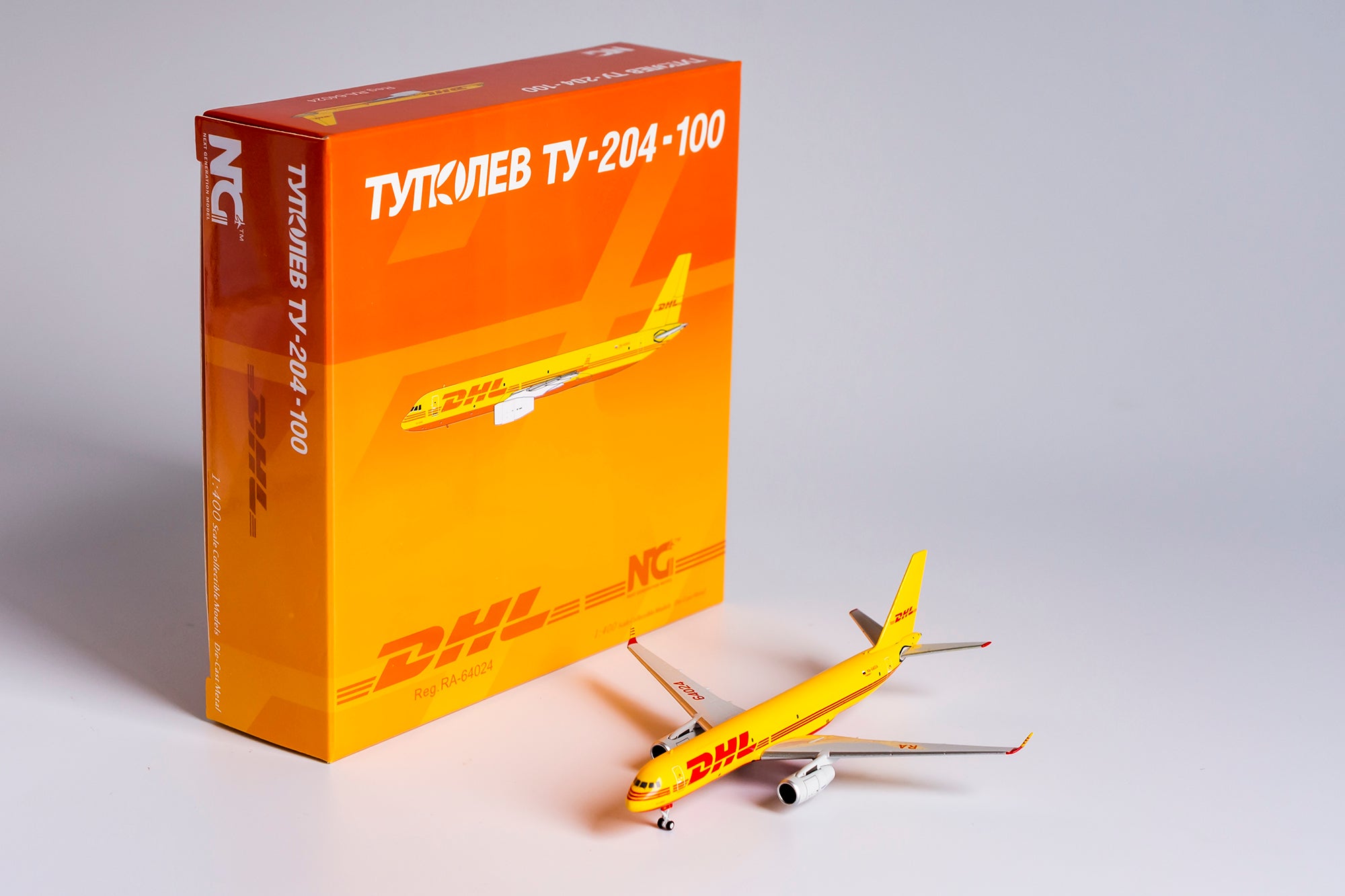 1:400 NG Models DHL Aviation TU-204-100C (Aviastar-Tu Air Company 