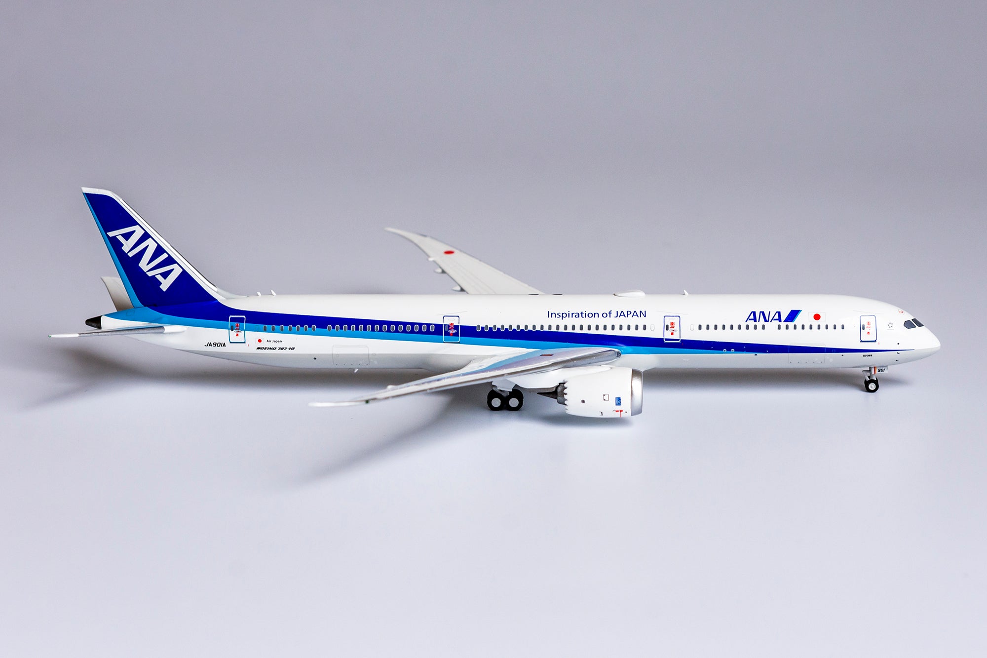 1:400 NG Models All Nippon Airways (ANA) 787-10 Dreamliner JA901A NG56010