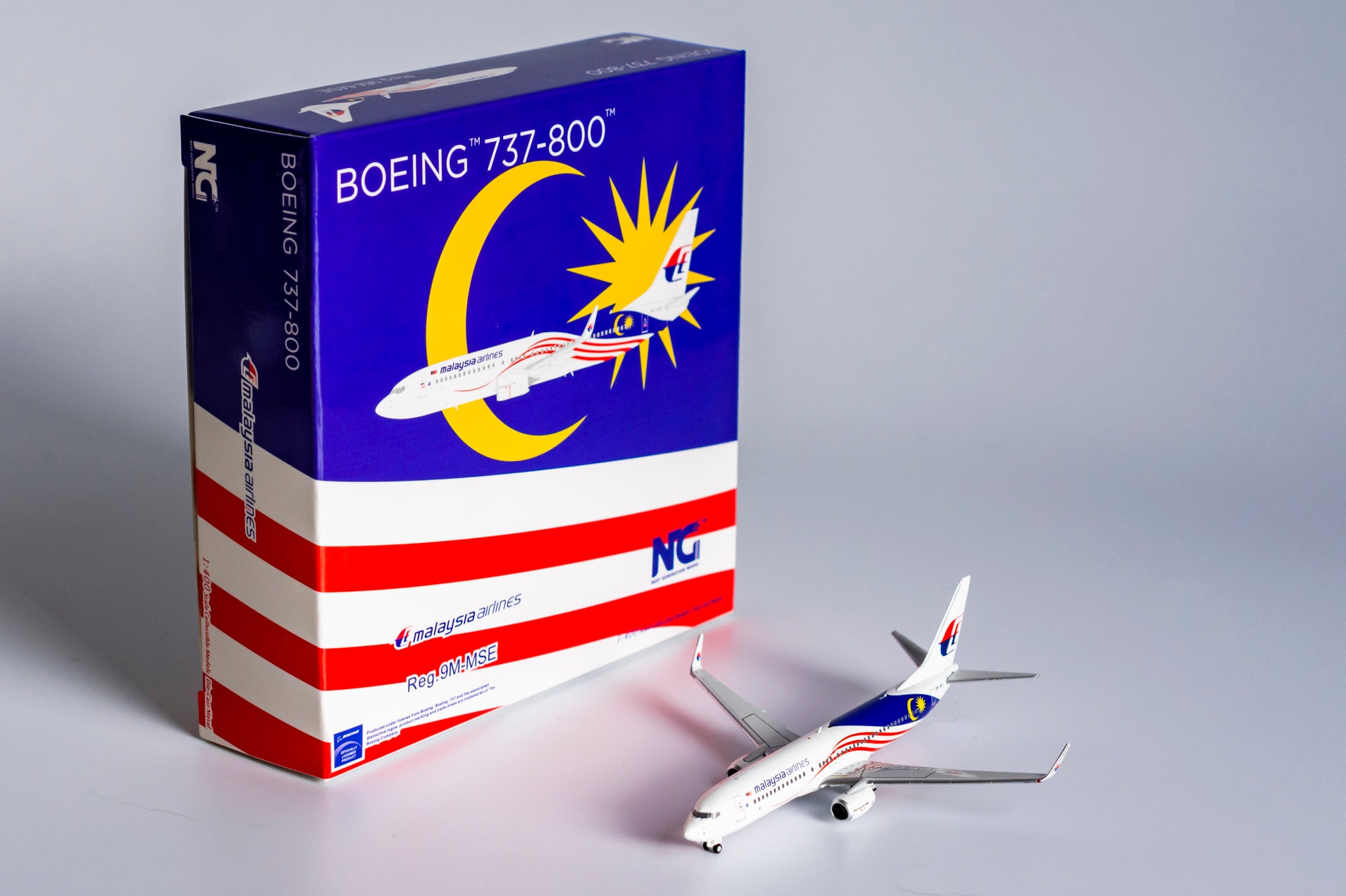 1:400 NG Models Malaysia Airlines Boeing 737-800 