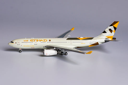 1:400 NG Models Etihad Airways Airbus A330-200 A6-EYH NG61027