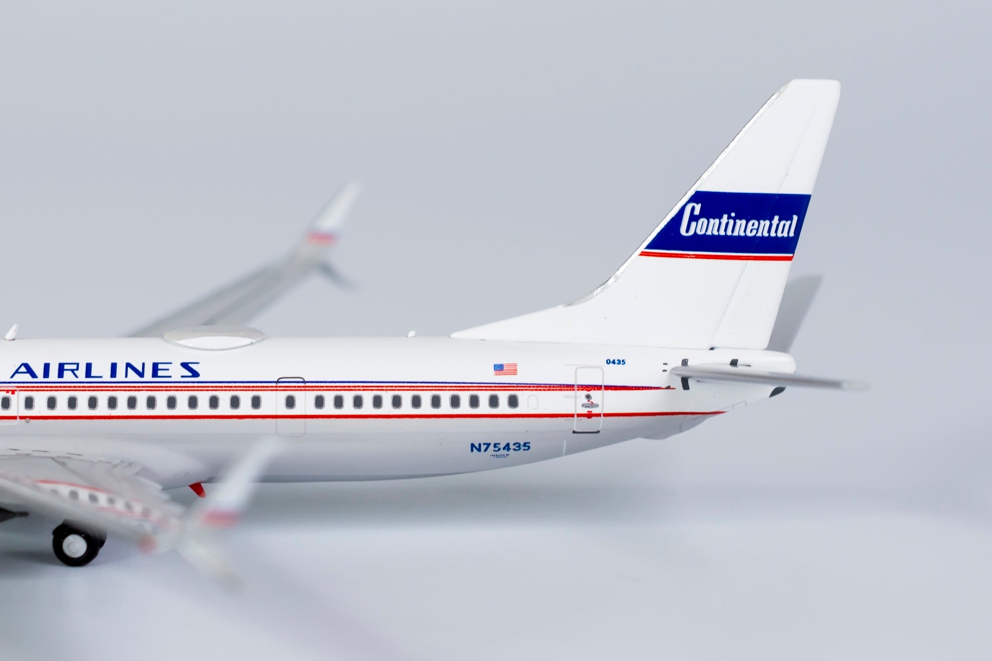 1:400 NG Models United Airlines Boeing 737-900ER/w 