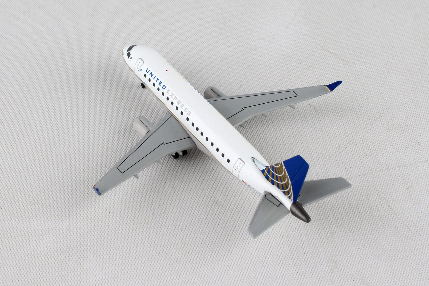 1:400 Herpa Wings United Express E170 N644RW HE562584