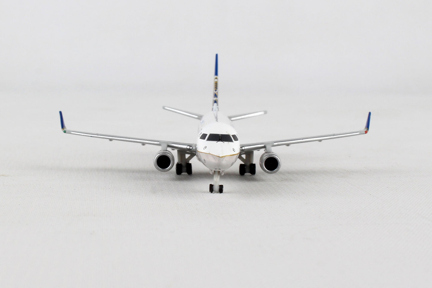 1:400 Herpa Wings United Express E170 N644RW HE562584