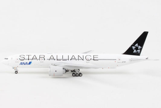 1:400 Phoenix Models All Nippon Airways (ANA) Boeing 777-200ER "Star Alliance" JA712A PH4384